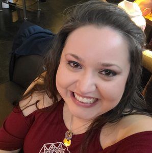 Meet your Posher, Amanda